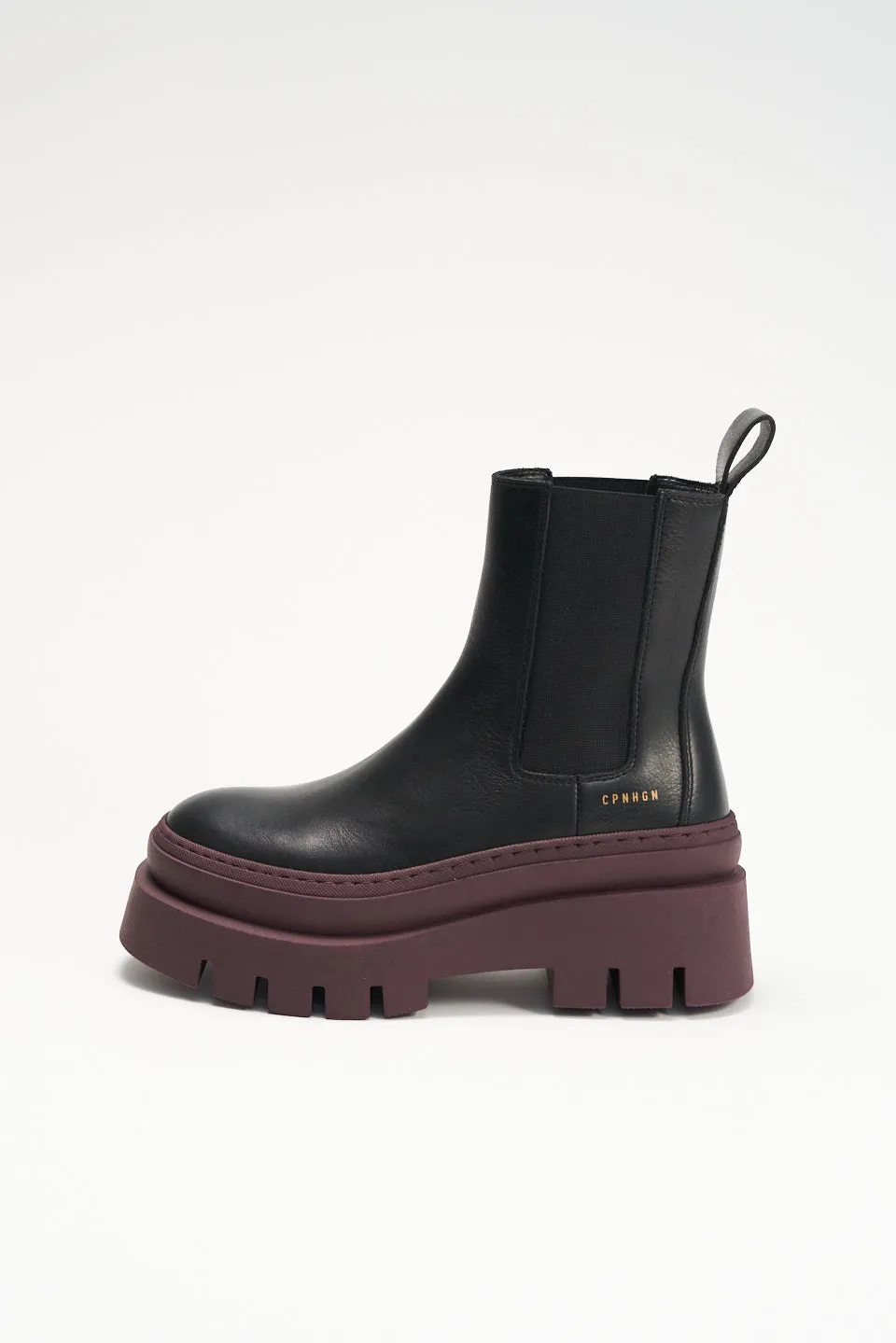 Black Bordeaux Chelsea Boots for Men - Vitello