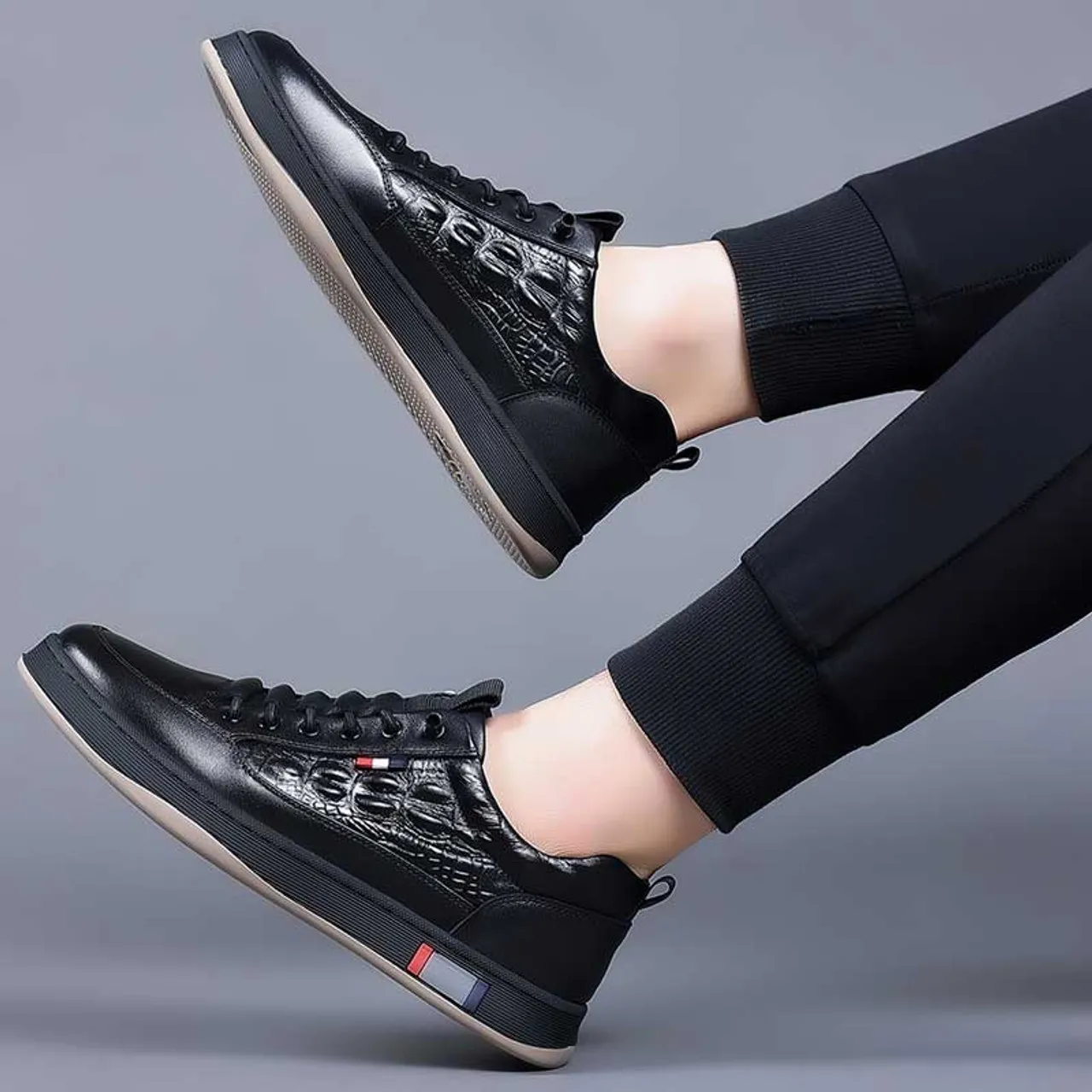 Black Casual Shoe Sneaker with Crocodile Skin Pattern