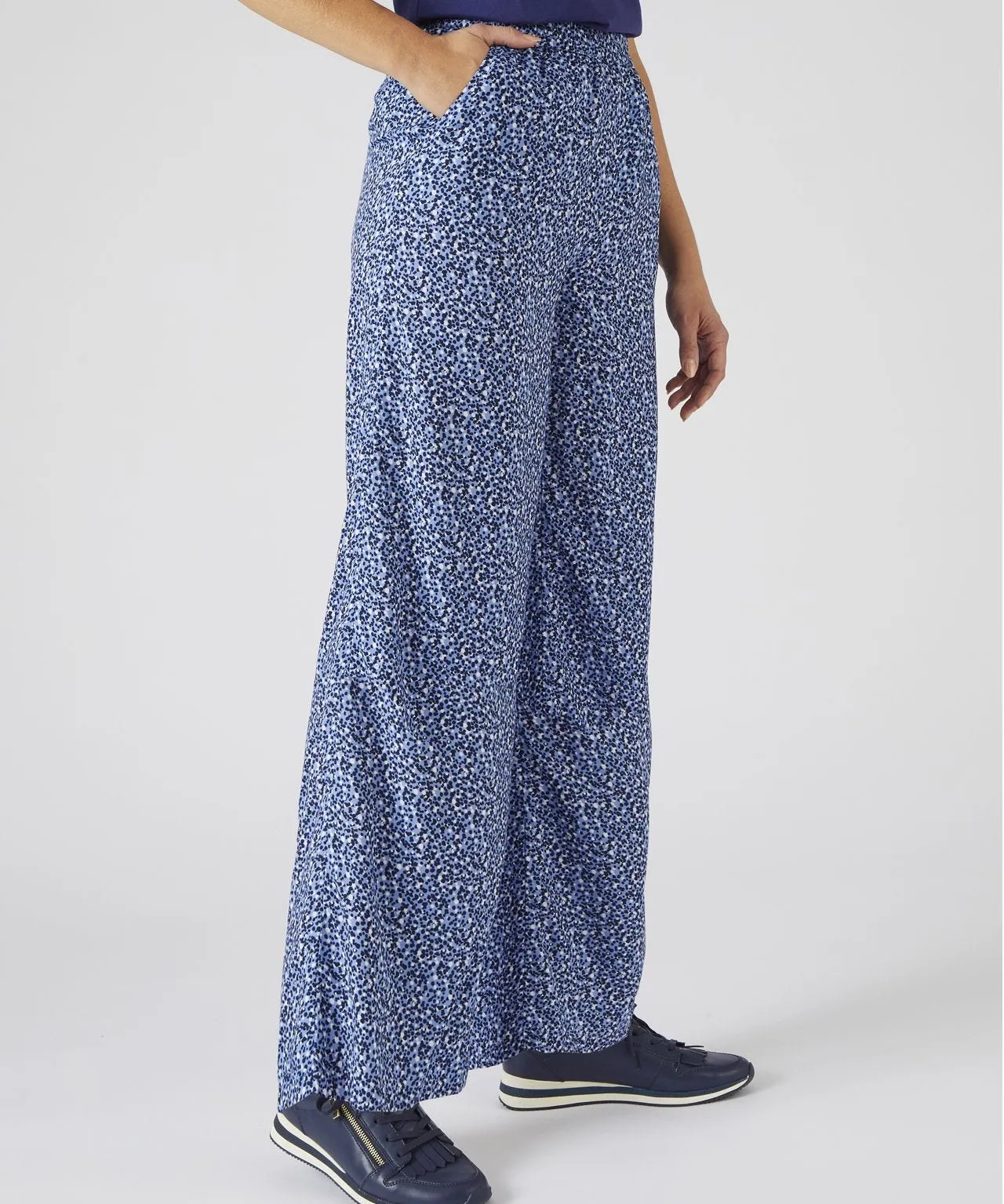 Wide-leg Trousers with Blue Dots Print