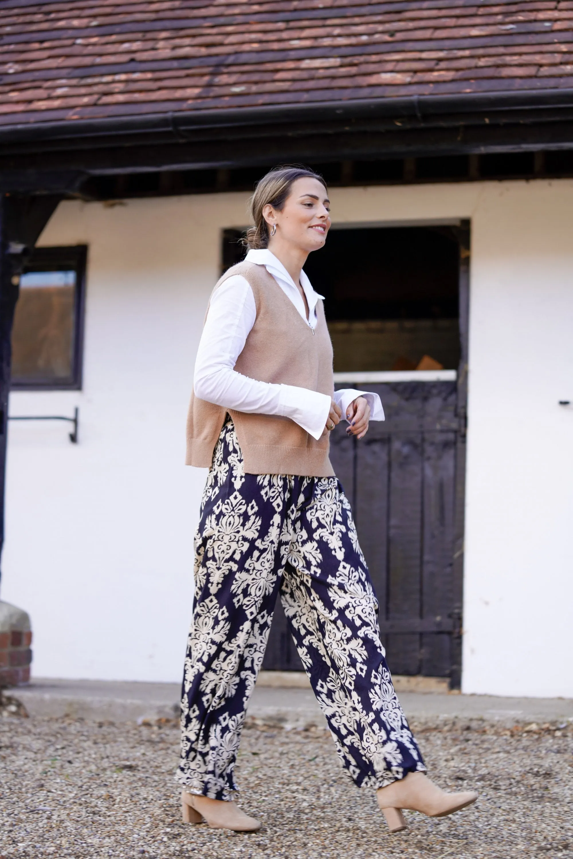 Jen Damask Pattern Pants