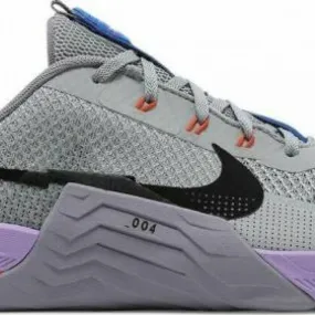 Nike men's training shoes in light smoke grey, purple, and black