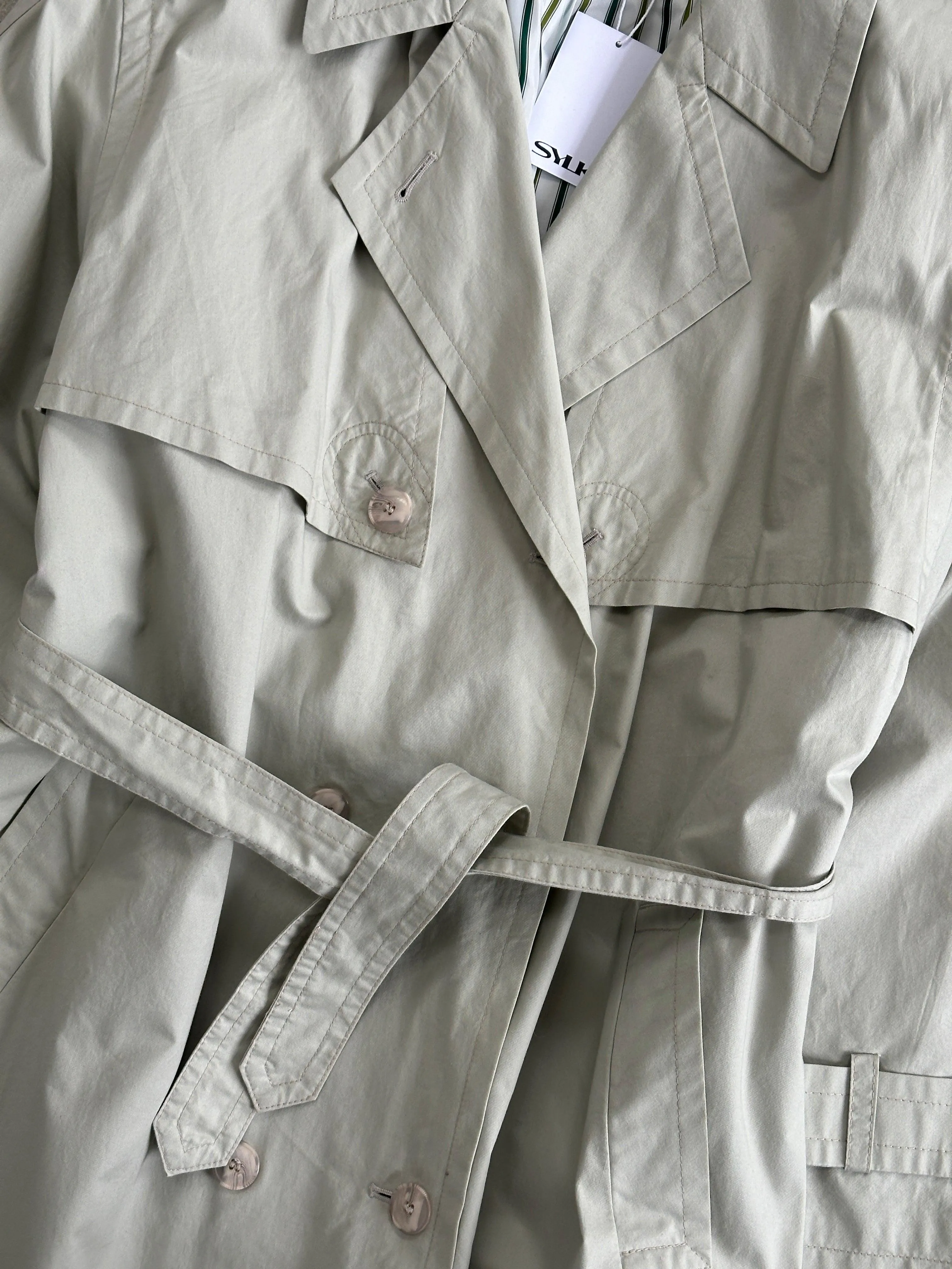 Vintage Belted Trench Coat - Large - Showerproof.