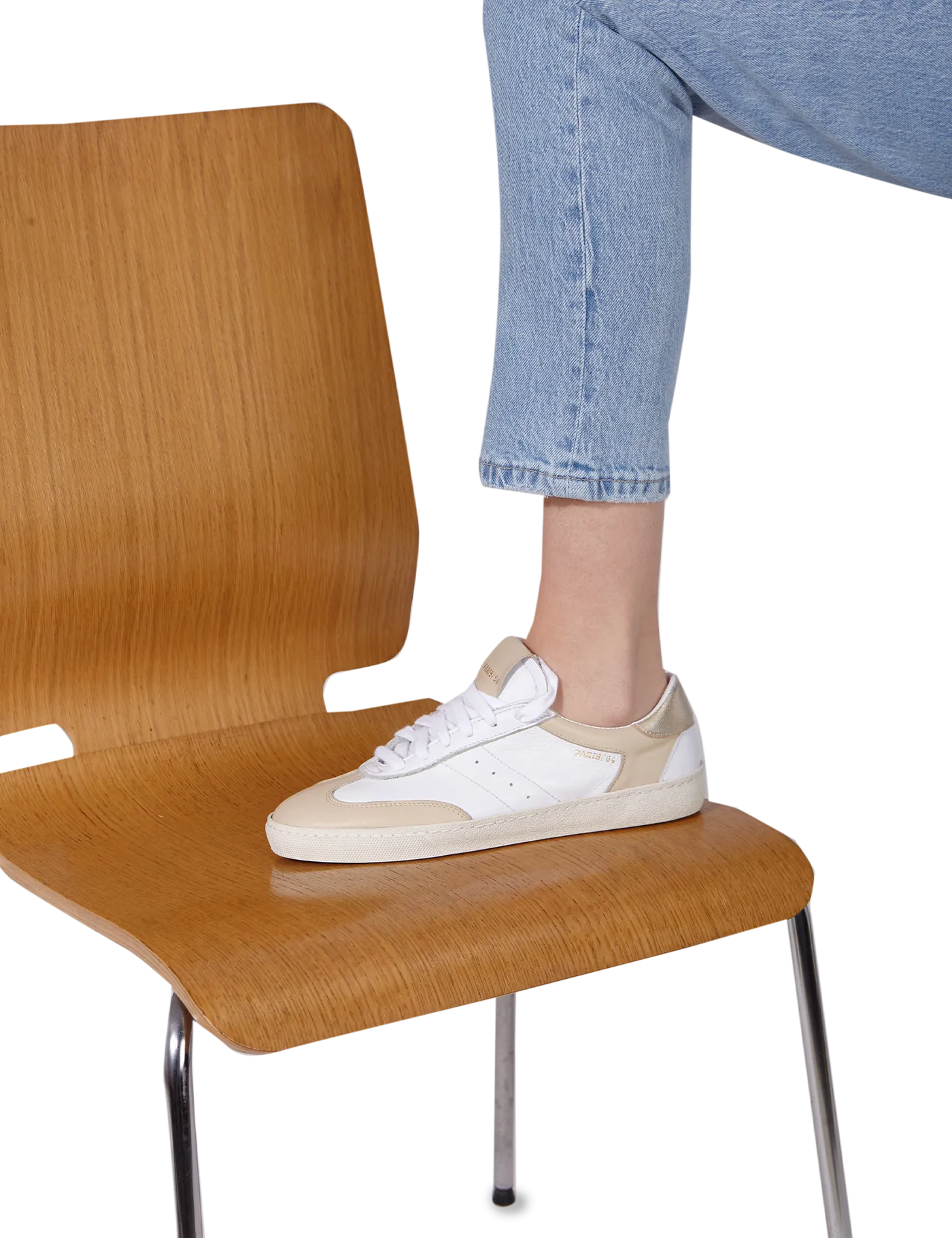 White Cream Sneaker Retro P64.